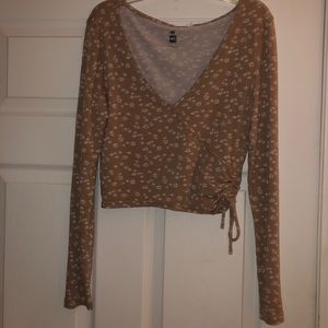 Cream with flowers pacsun long sleeve